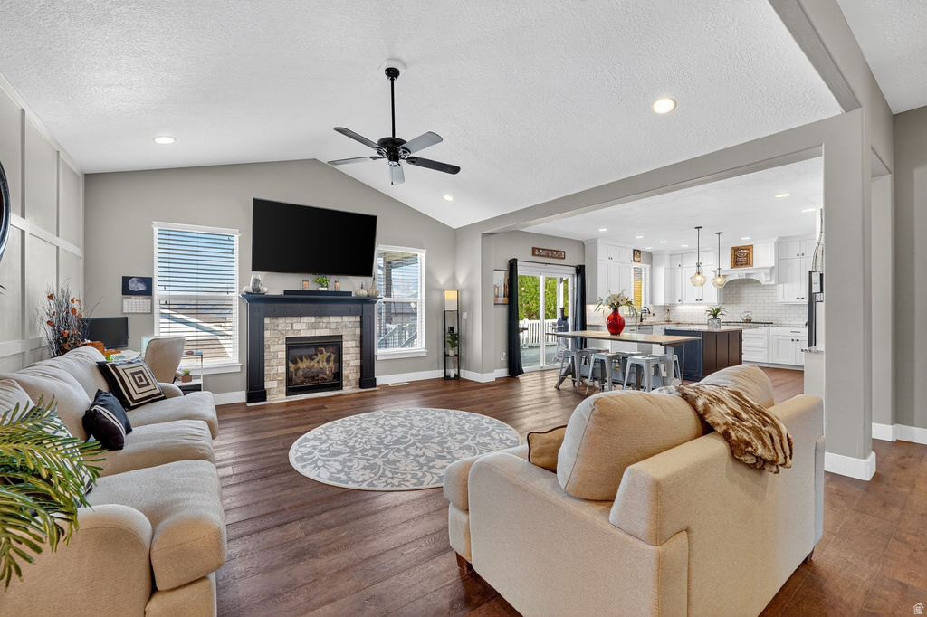 1241 VIA LA COSTA Tooele, UT 84074