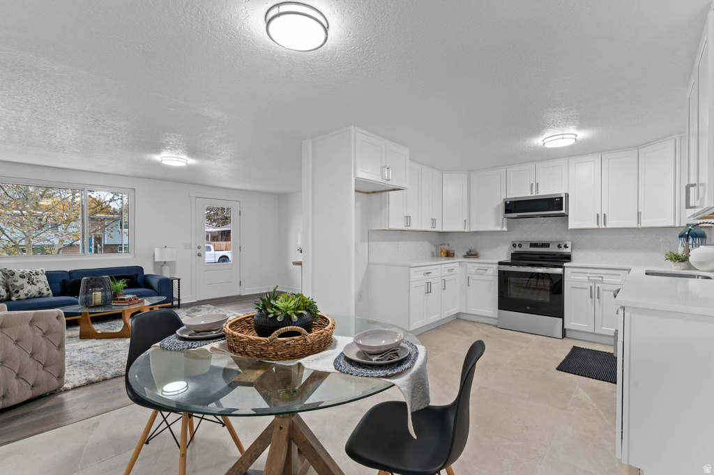 7149 S CAMELOT WAY West Jordan, UT 84084