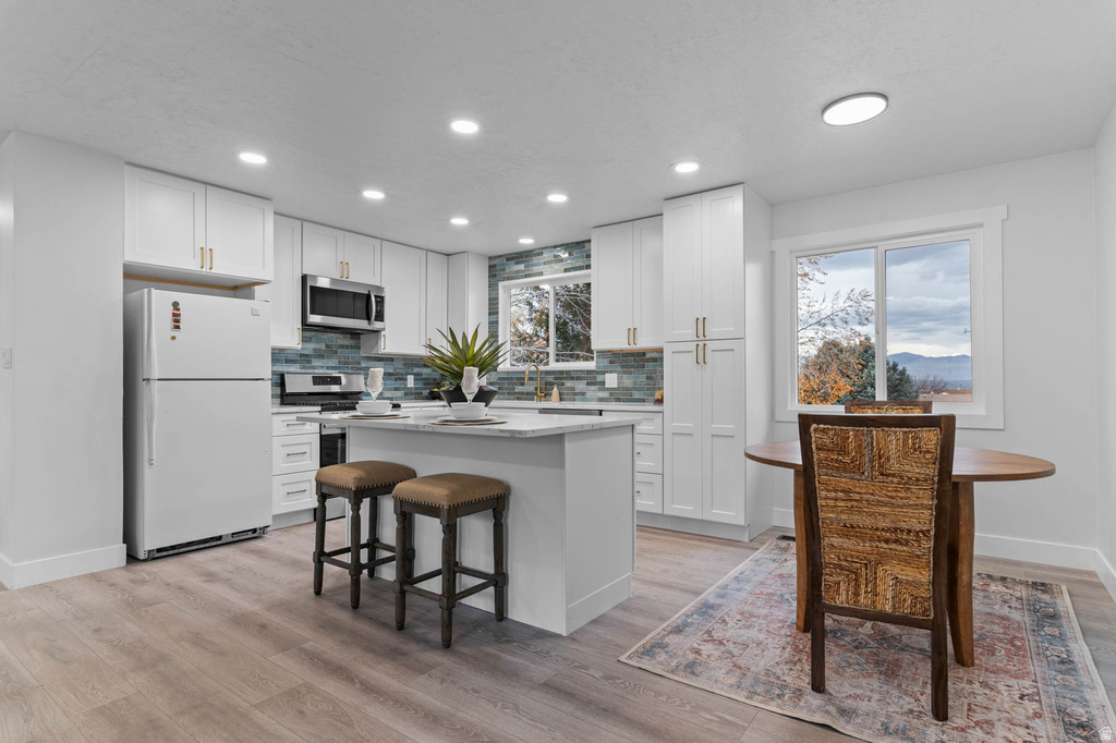 11726 S 1000 E Sandy, UT 84094