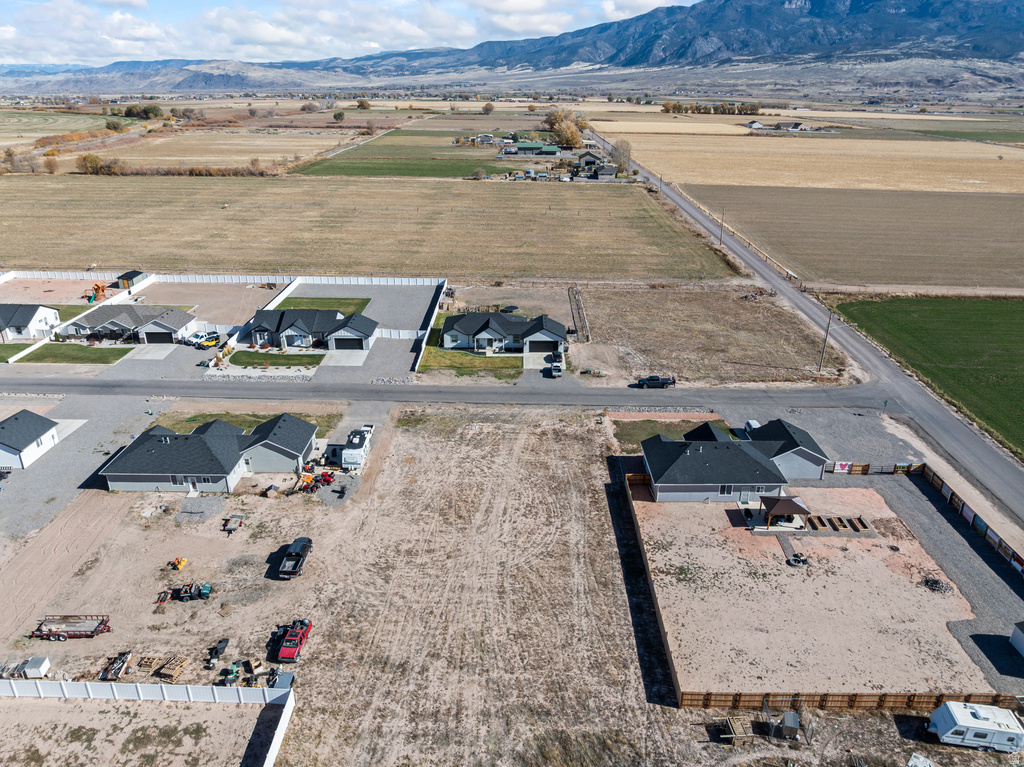 833 N 280 E Elsinore, UT 84724