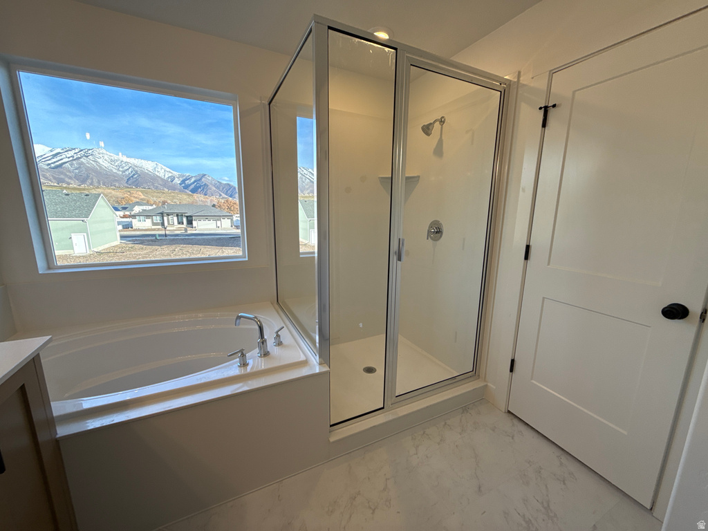 6374 S RAY DR #111 South Weber, UT 84405