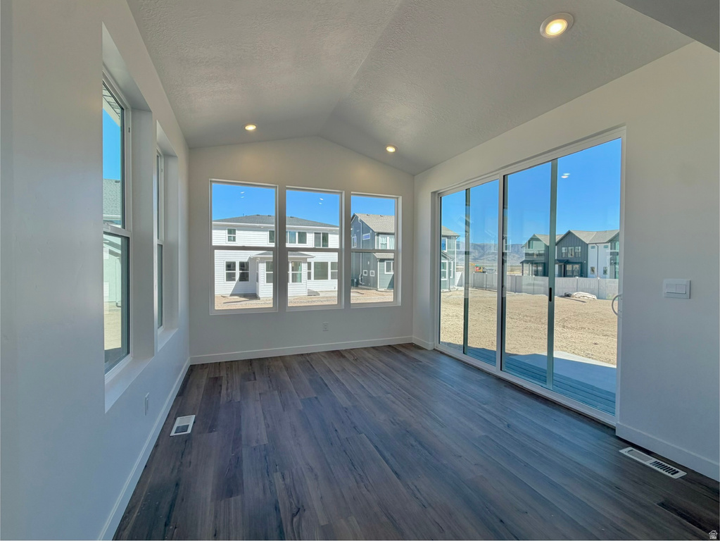 3006 N LONE PINE ST #642 Eagle Mountain, UT 84005