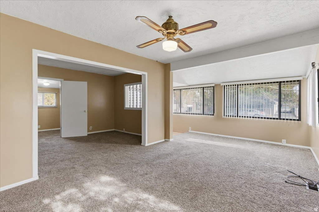 2758 S SPENCER AVE Magna, UT 84044