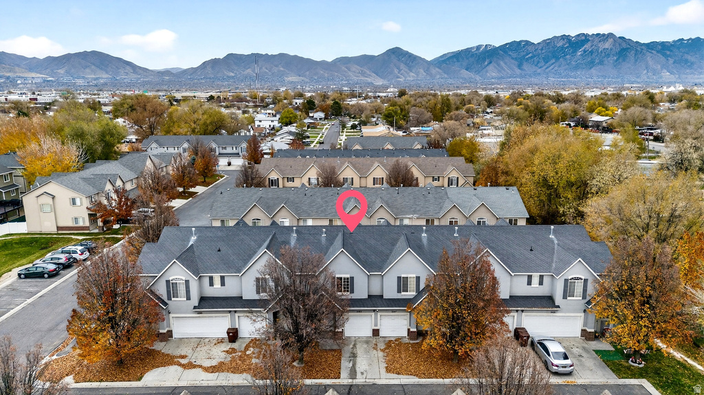 2403 S BLACK CT West Valley City, UT 84119