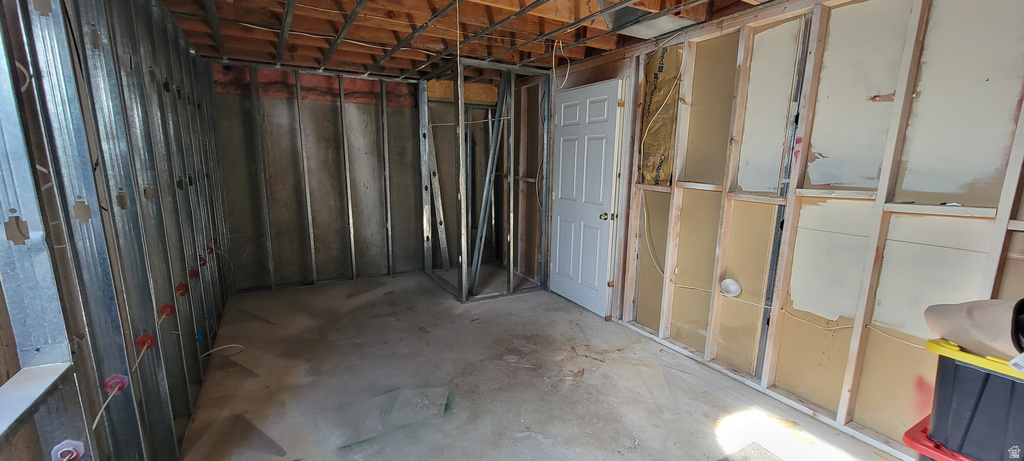 2853 W 12075 S Riverton, UT 84065