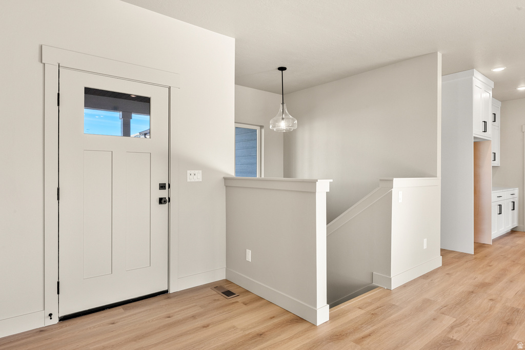 1130 E 245 N Hyde Park, UT 84318