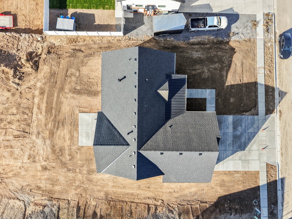 1130 E 245 N Hyde Park, UT 84318