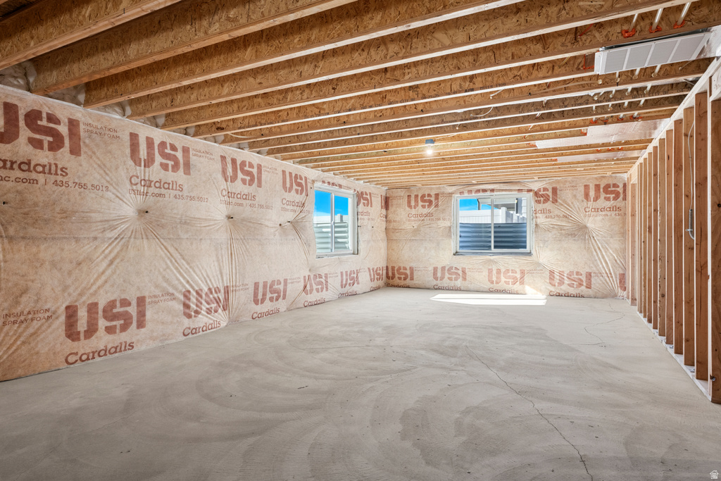 1130 E 245 N Hyde Park, UT 84318