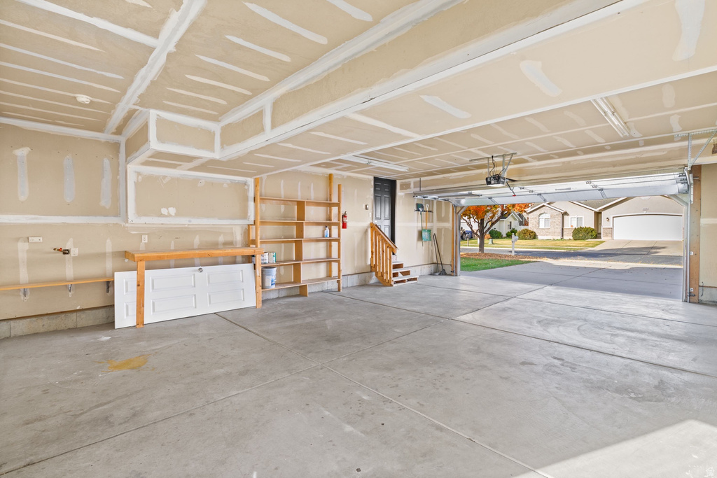 2237 W CRAIG LN Syracuse, UT 84075