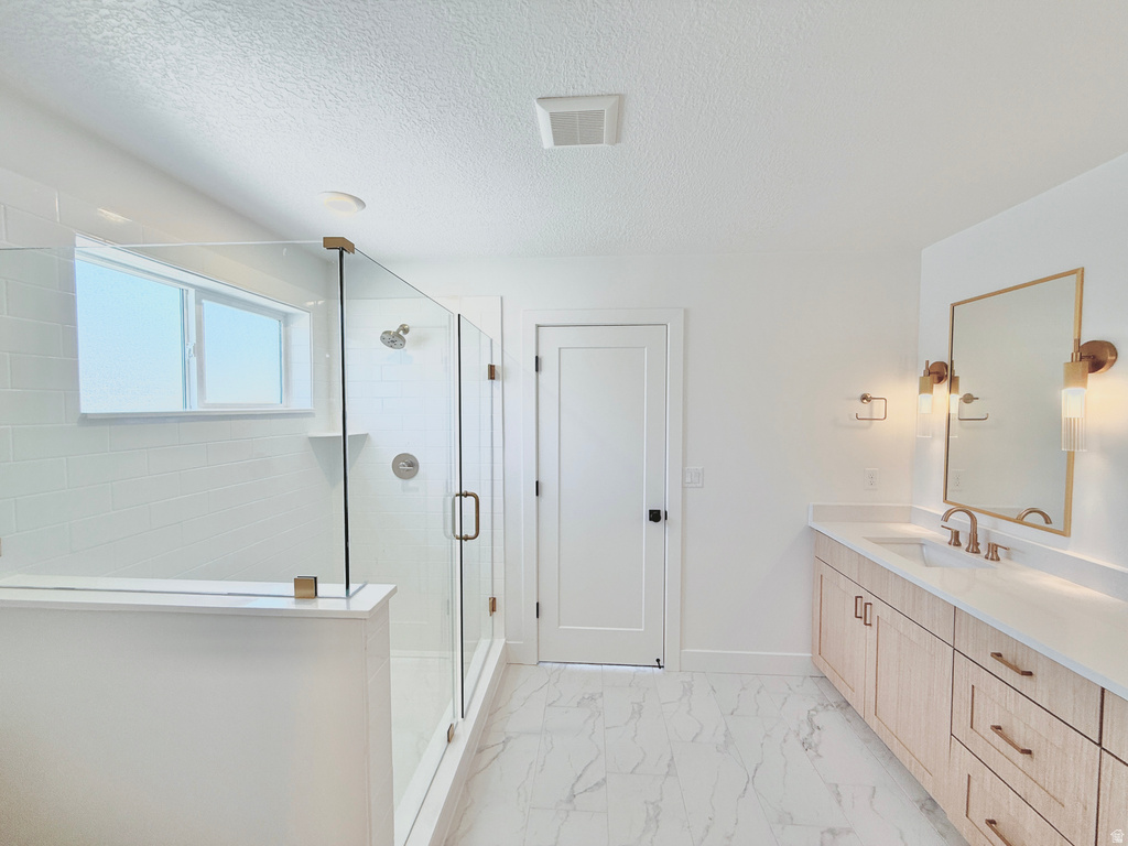 264 E VAUGHN LN #19 Midvale, UT 84047