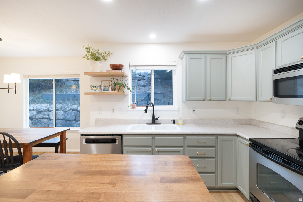 10514 N DORAL DR Cedar Hills, UT 84062