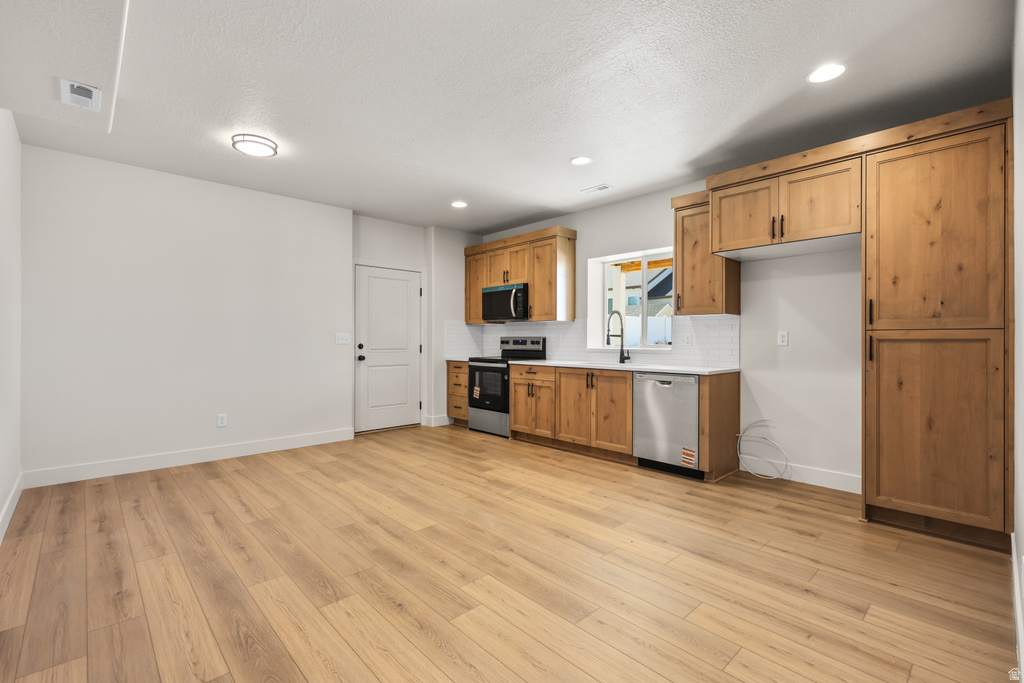 1068 S 4425 W West Point, UT 84015