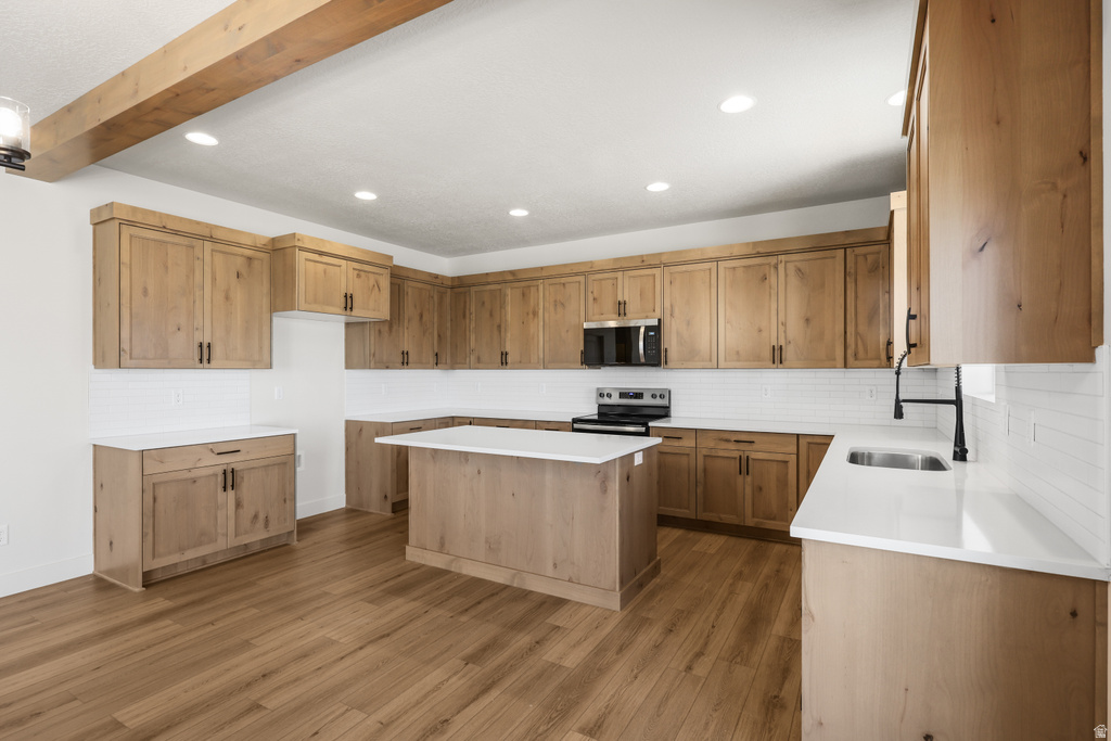 1068 S 4425 W West Point, UT 84015