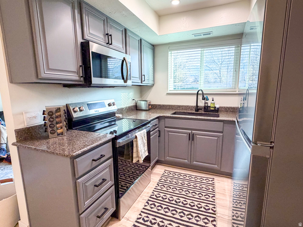 4620 S QUAIL PARK DR #L Millcreek, UT 84117