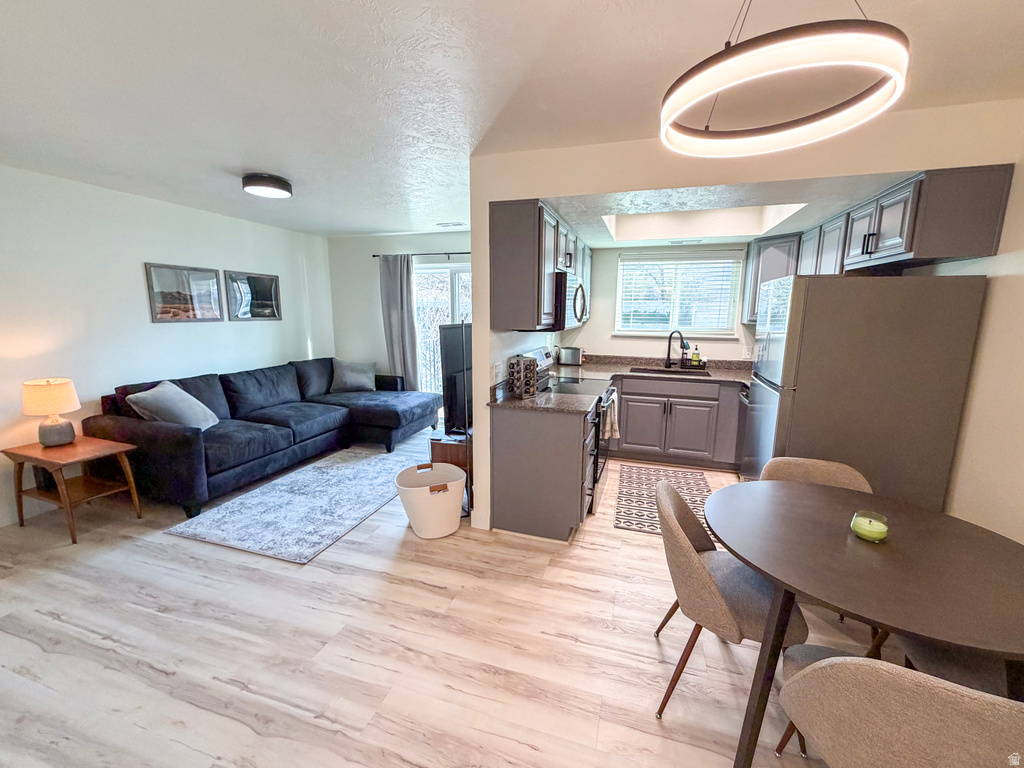 4620 S QUAIL PARK DR #L Millcreek, UT 84117