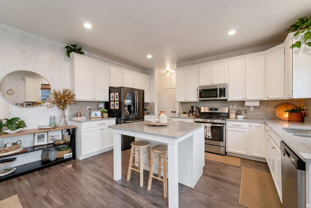 194 E BLISS DR Saratoga Springs, UT 84045