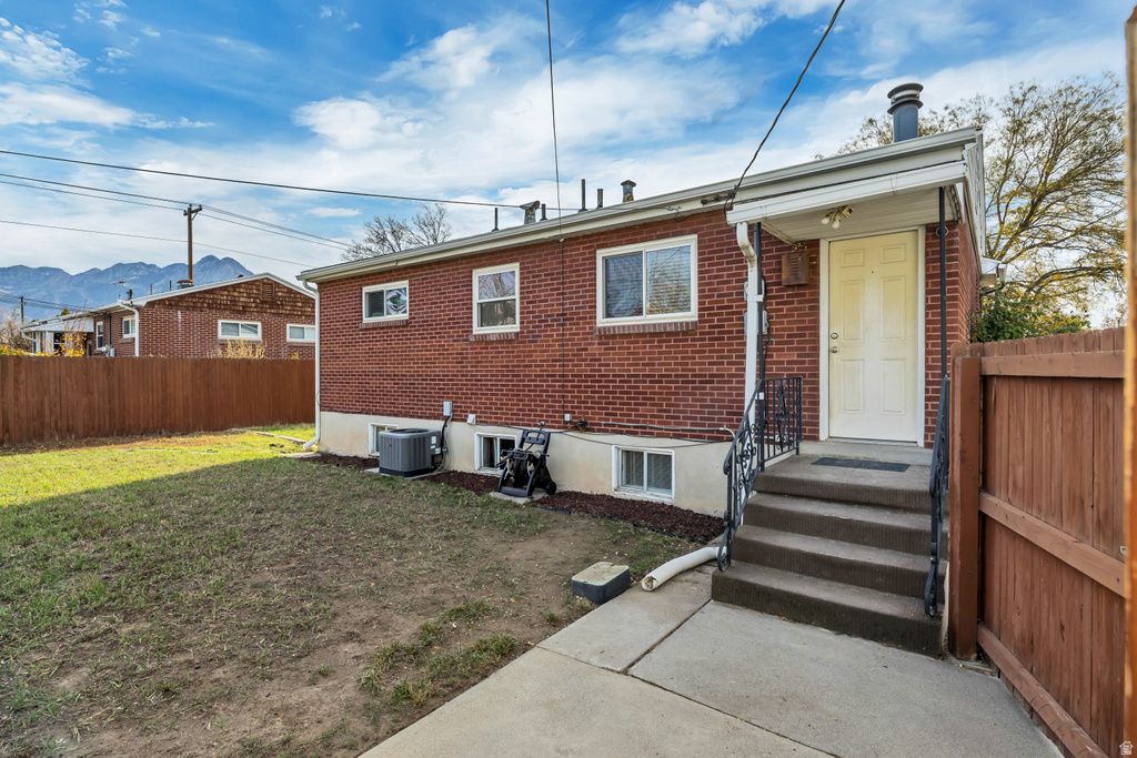 1077 E 4025 S Millcreek, UT 84124