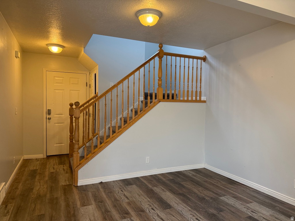 176 W SAVANNAH LN Harrisville, UT 84414