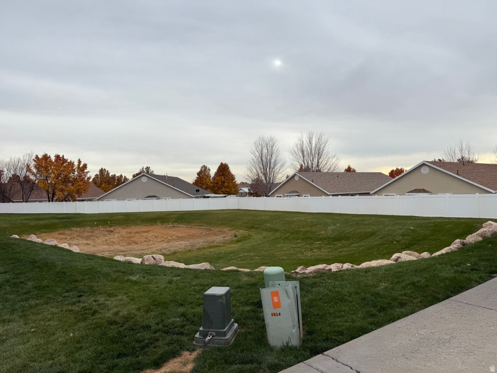 176 W SAVANNAH LN Harrisville, UT 84414