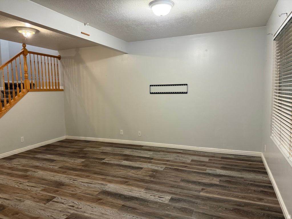 176 W SAVANNAH LN Harrisville, UT 84414