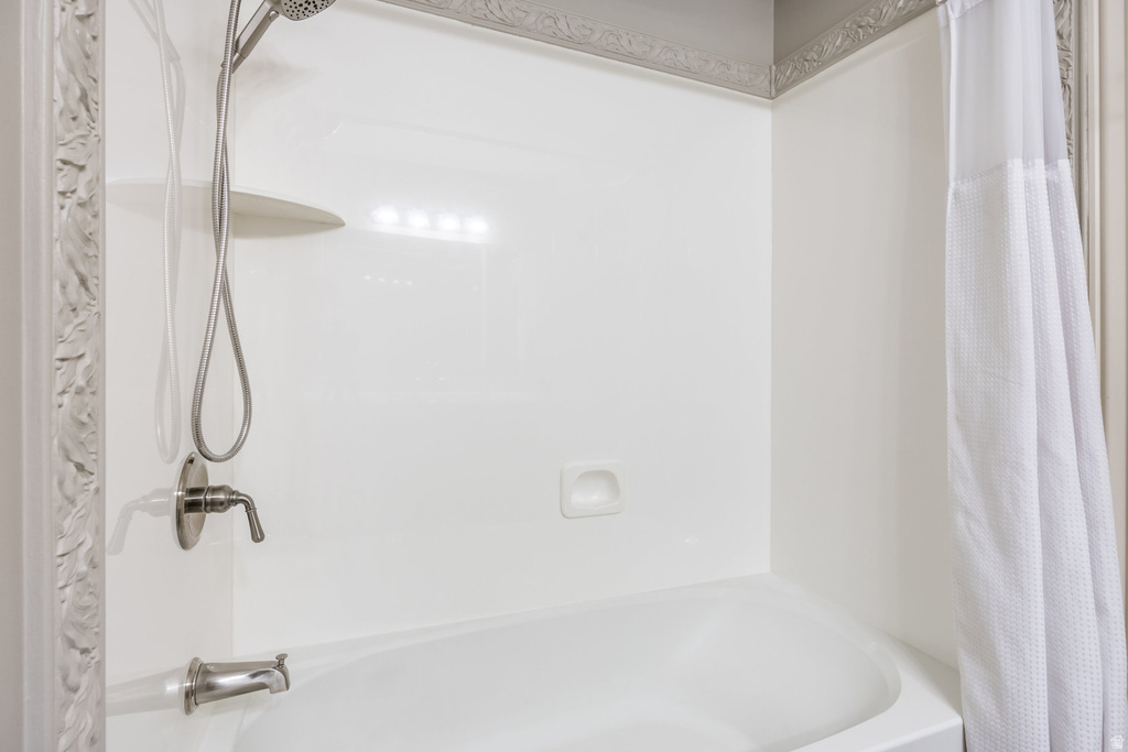 9413 S PURPLE LILAC LN Sandy, UT 84070