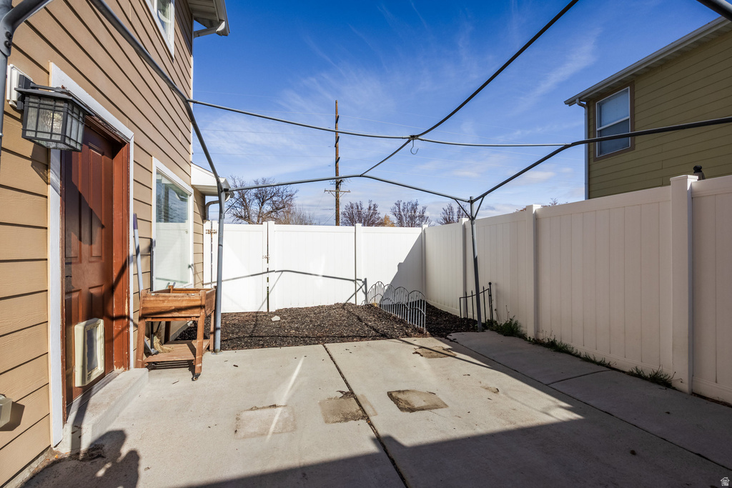 9413 S PURPLE LILAC LN Sandy, UT 84070