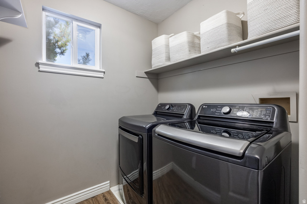 9413 S PURPLE LILAC LN Sandy, UT 84070