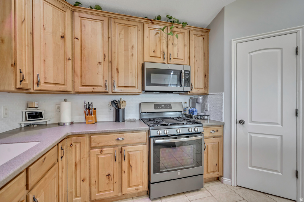 798 S 925 W Lehi, UT 84043