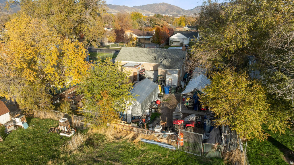 1102 S NAVAJO ST Salt Lake City, UT 84104