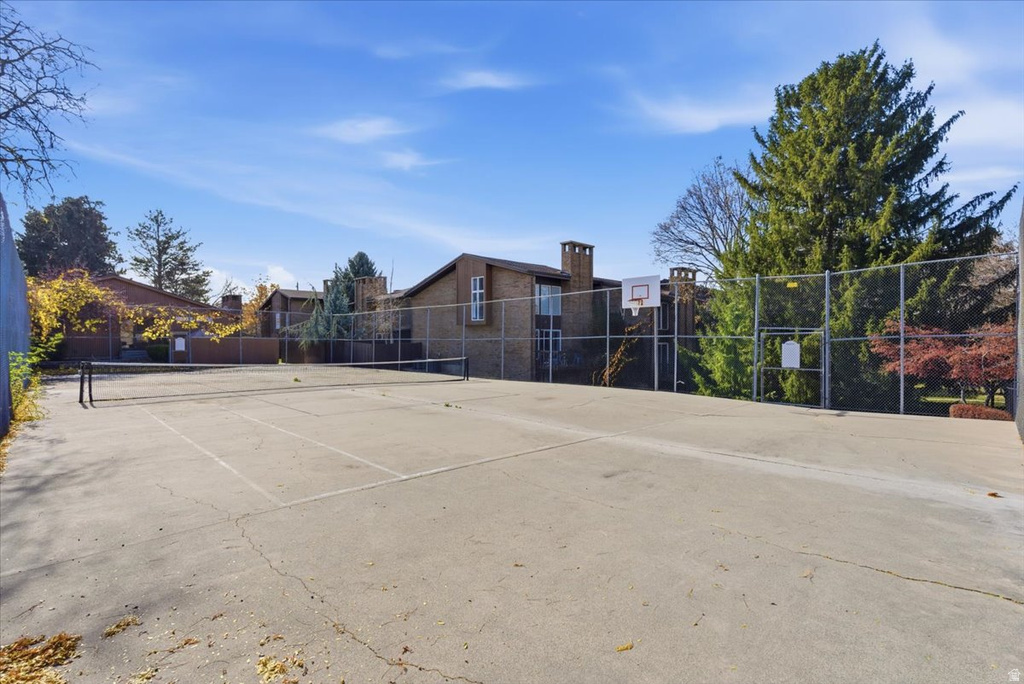 3373 S HONEYCUT RD #A Millcreek, UT 84106