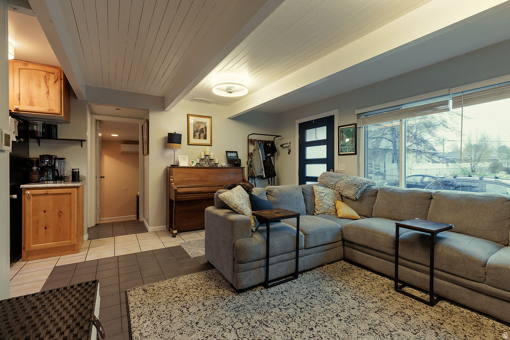 614 W 5TH AVE Midvale, UT 84047