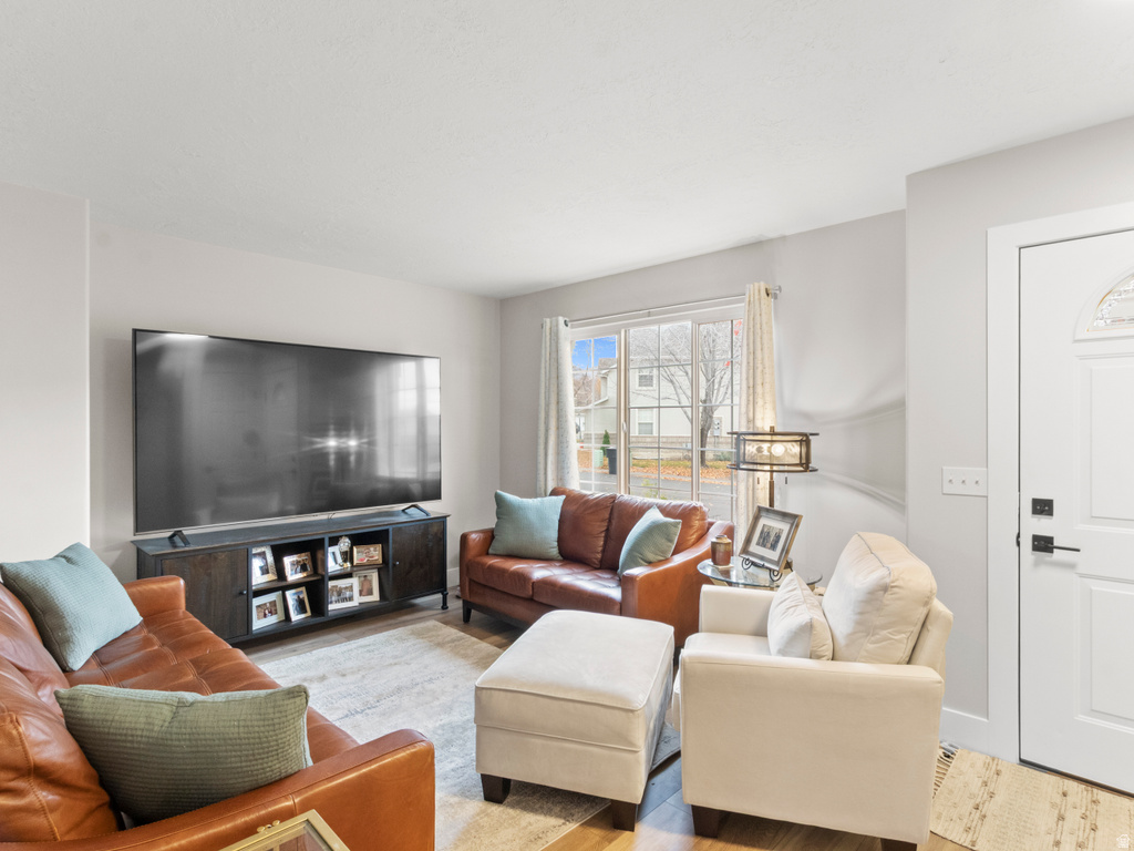 184 PARK SHADOWS CIR Bountiful, UT 84010