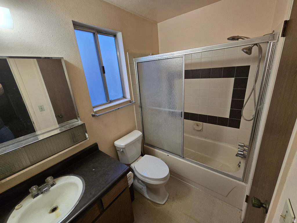 3876 S BURNINGHAM DR West Valley City, UT 84119