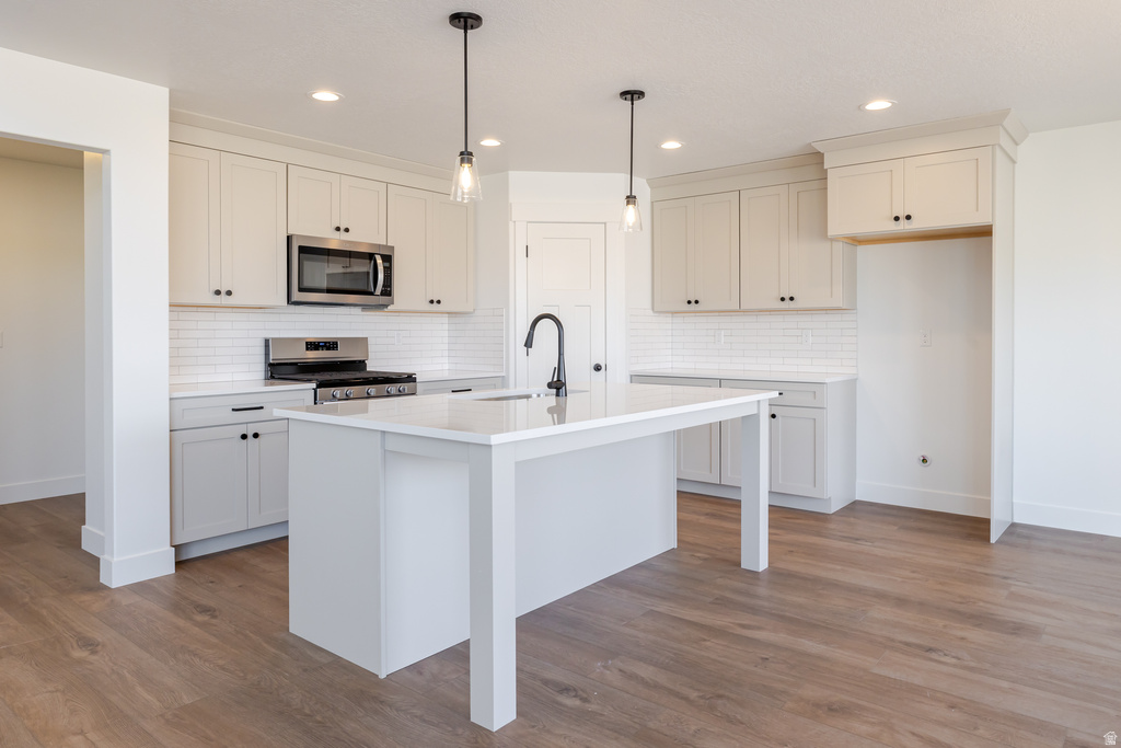 927 N BANNER DR #608 Saratoga Springs, UT 84045