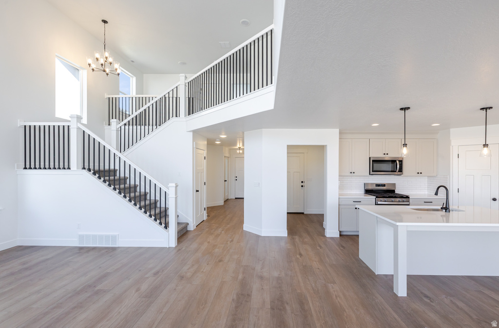 927 N BANNER DR #608 Saratoga Springs, UT 84045