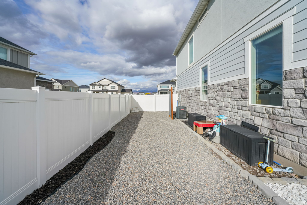 1343 W 1250 S Springville, UT 84663