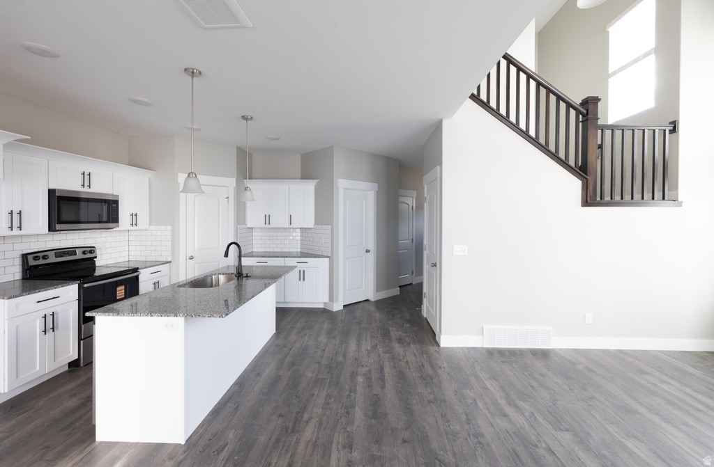 604 W SUNGLEAM LN #2373 Saratoga Springs, UT 84045