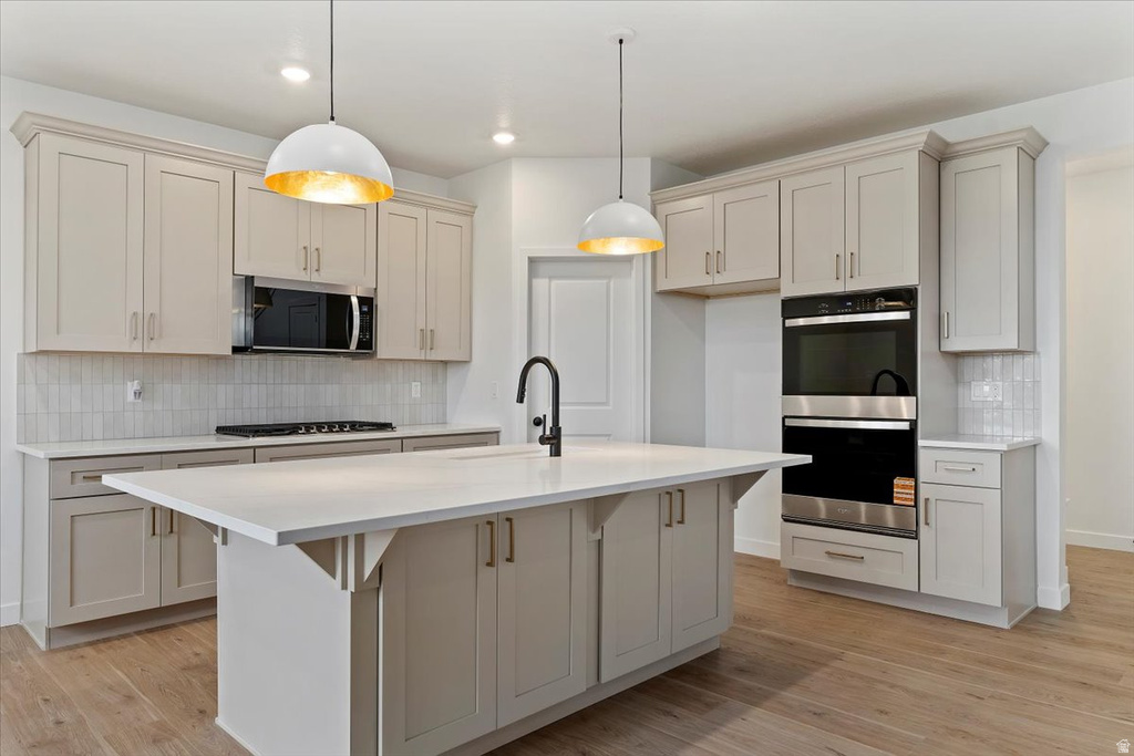 1526 E LIVI LN #9 Saratoga Springs, UT 84043