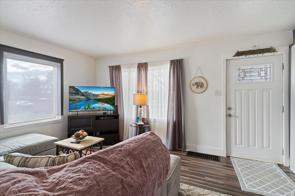 3573 S HIGHWAY 89 Bountiful, UT 84010