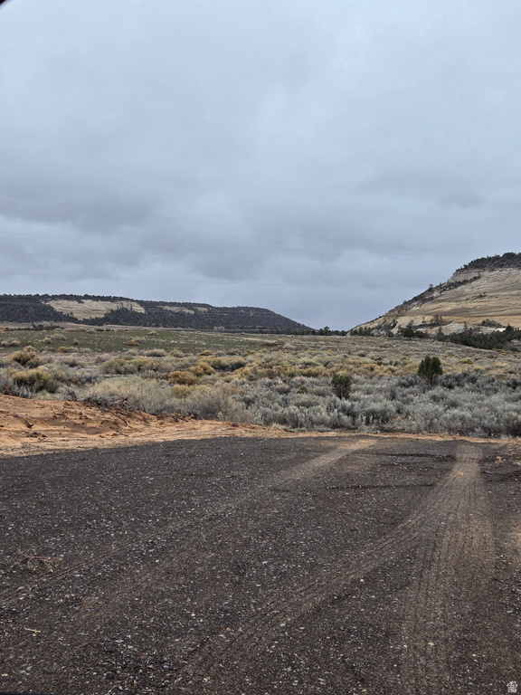 1049 N HIGHWAY 12 Boulder, UT 84716