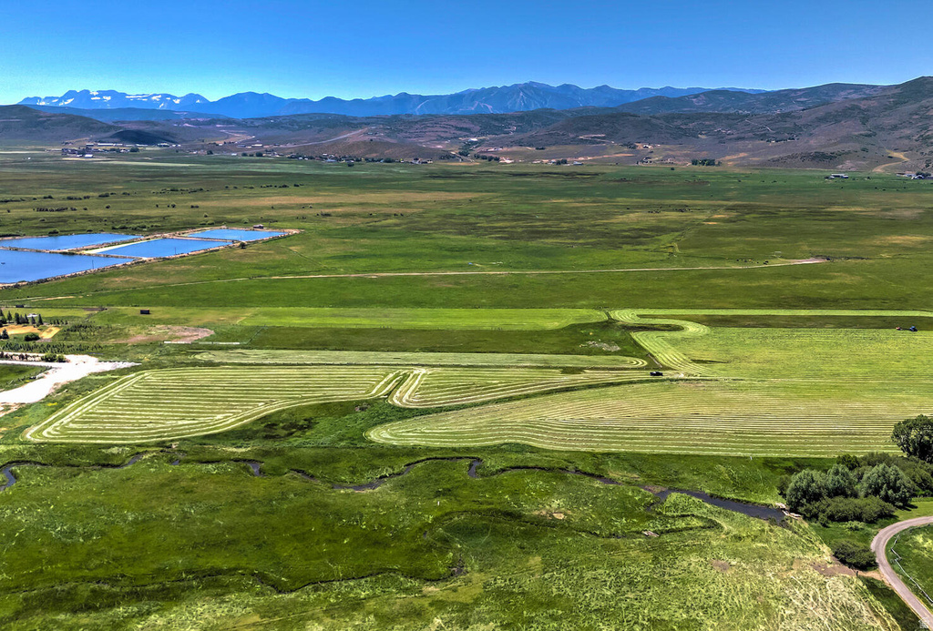 240 W SIMPSON LN Kamas, UT 84036