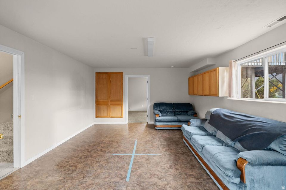 328 E HILLCREST CIR Central, UT 84722