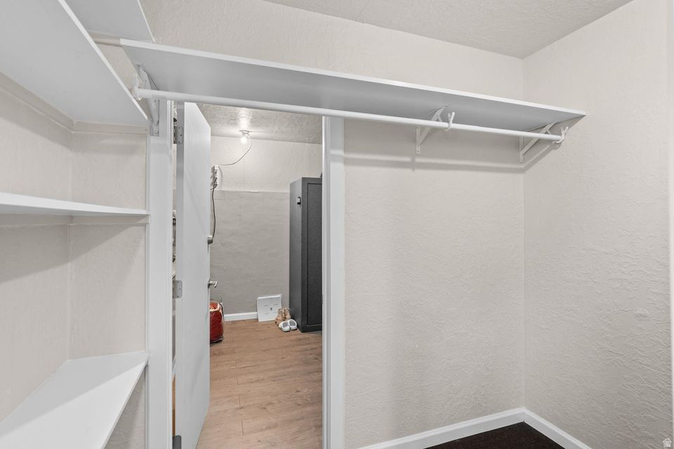 328 E HILLCREST CIR Central, UT 84722