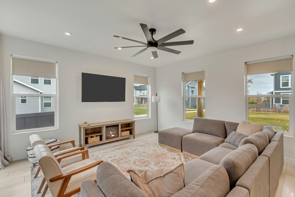 867 N 2125 W Layton, UT 84041