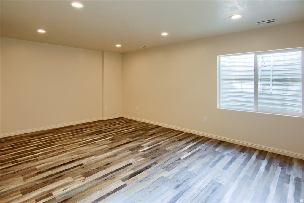 1581 WYNGATE PARK DR South Jordan, UT 84095