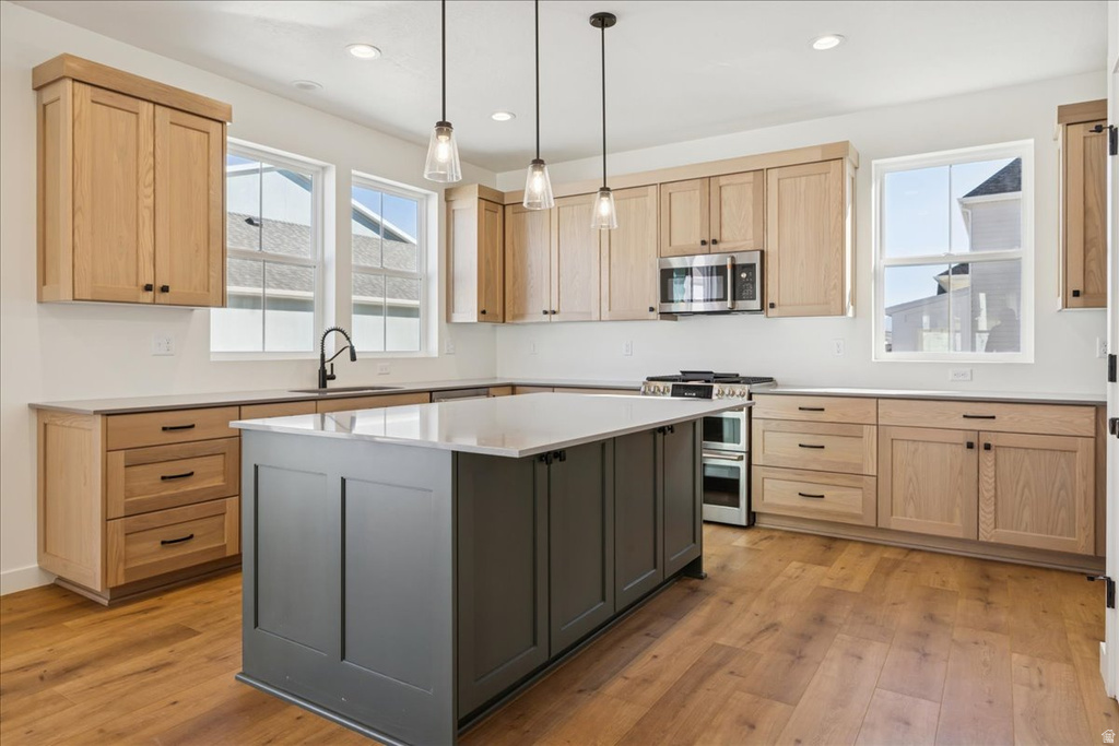 6782 W DOCKSIDER DR #302 South Jordan, UT 84009