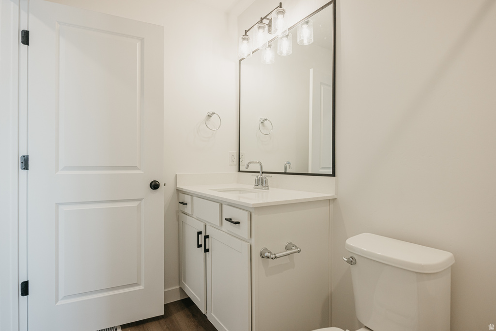 3070 N SUMMER WOOD DR #811 Eagle Mountain, UT 84005