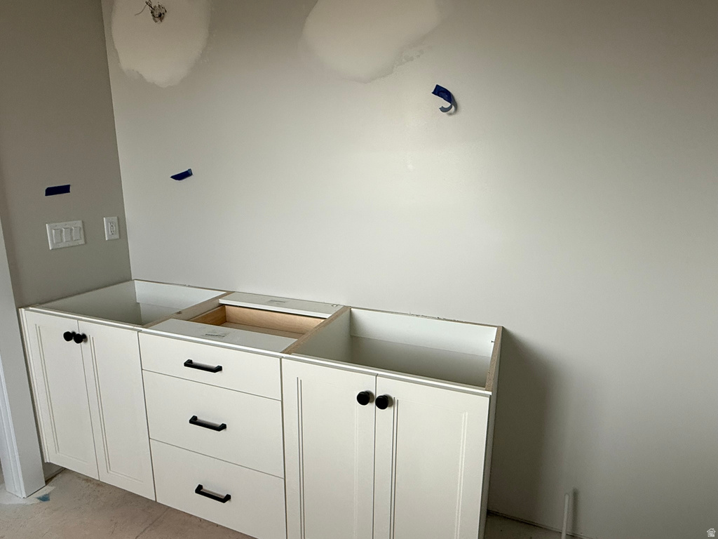 2452 W 3000 N Farr West, UT 84404