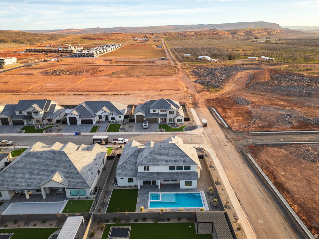 5338 W 2040 S Hurricane, UT 84737