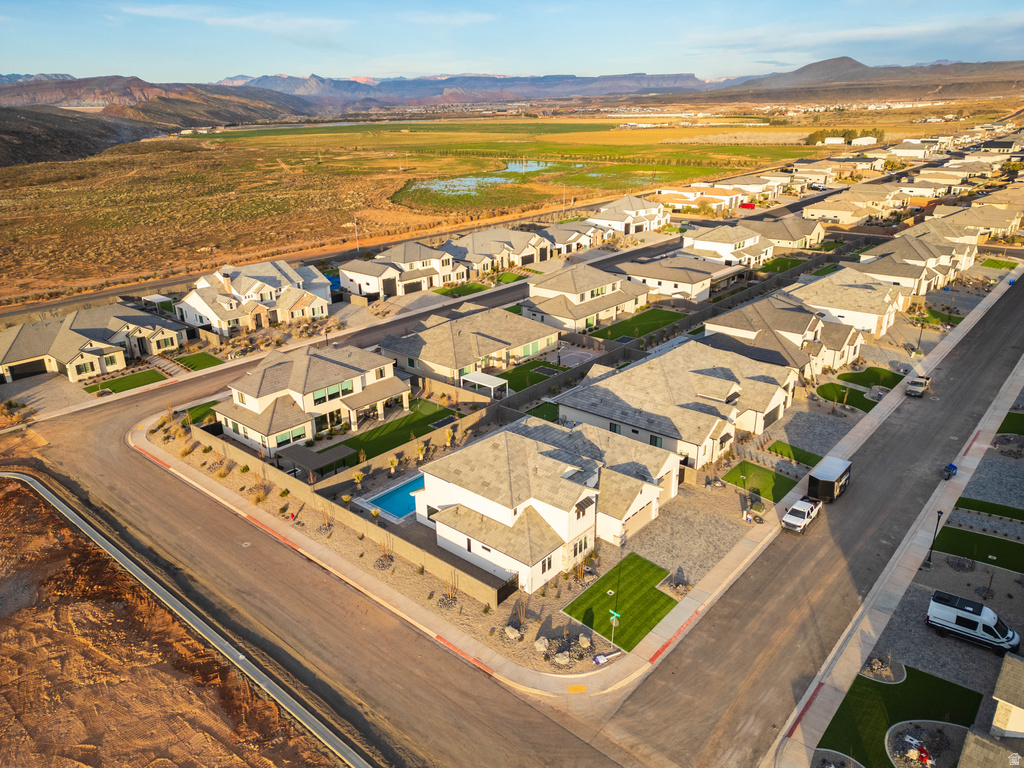 5338 W 2040 S Hurricane, UT 84737